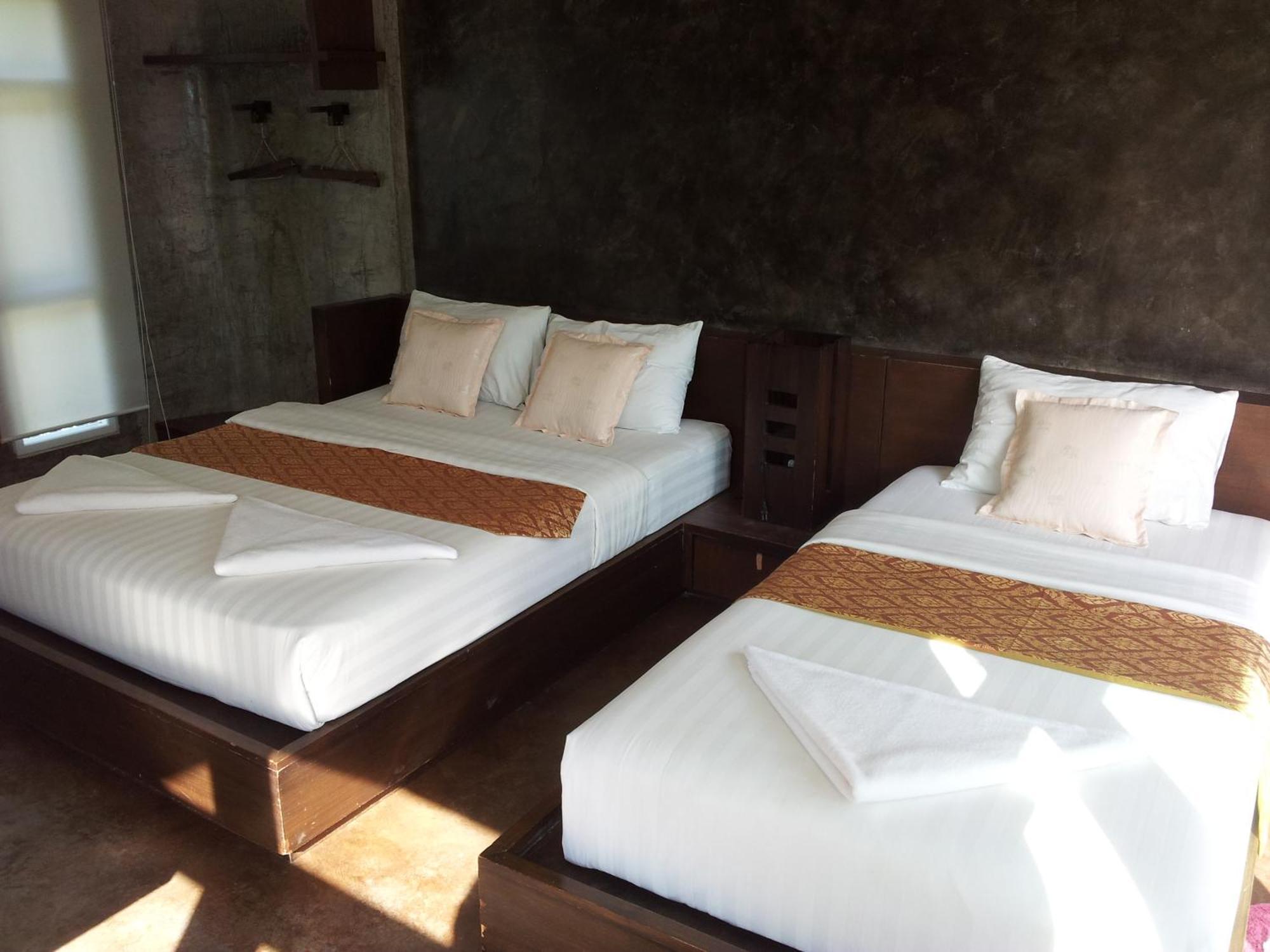 Deluxe Double or Twin Room,345777376:JPEG
